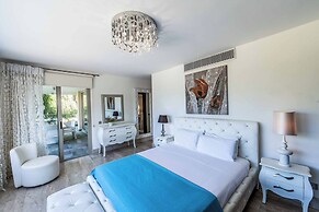 Harmonia Beach Villa