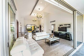 Harmonia Beach Villa