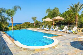Harmonia Beach Villa