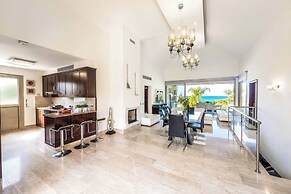 Harmonia Beach Villa