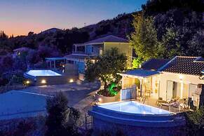 Villa Baby Lemoni