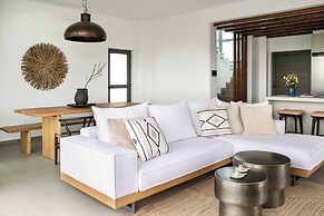 Lora Pearl Luxury Villa