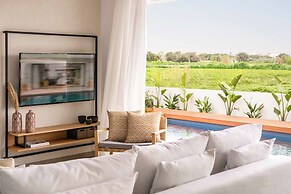 Lora Pearl Luxury Villa