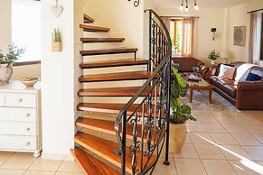 Villa Wisteria Argaka