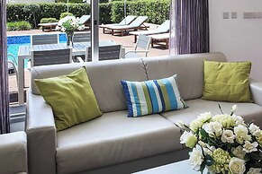 Villa Periwinkle