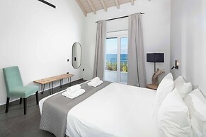 Villa Apanemia Mare