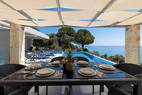 Villa Alkyoni Paramonas