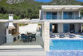 Villa Alkyoni Paramonas