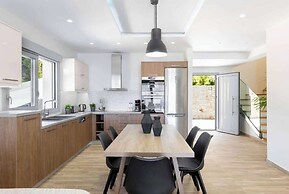 Villa Alkyoni Paramonas