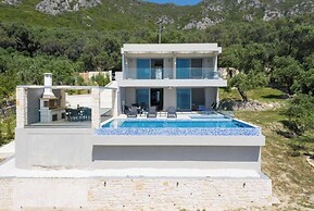 Villa Alkyoni Paramonas