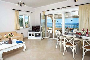 Villa Elena Costa
