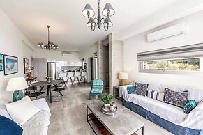 Latchi Infinity Blue