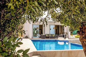 Latchi Infinity Blue