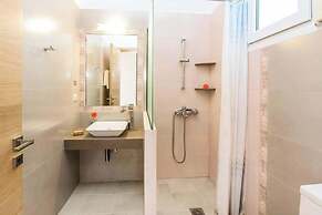 Villa Angela Nissaki