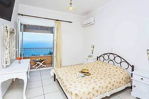 Villa Angela Nissaki