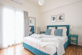 Quiet Embassy Suite by Cloudkeys