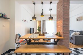 Quiet Embassy Suite by Cloudkeys