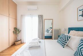 Quiet Embassy Suite by Cloudkeys