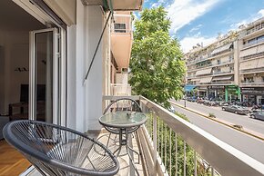 Quiet Embassy Suite by Cloudkeys