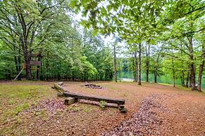 Lakefront Kuttawa Cabin w/ Private Dock & Hot Tub!