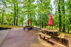 Lakefront Kuttawa Cabin w/ Private Dock & Hot Tub!