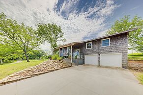 Lecompton Home w/ Private Pond & Fire Pit!