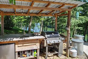 Riverfront Cottage Near Rock Island State Park