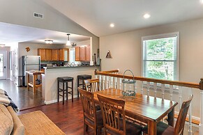 Riverfront Cottage Near Rock Island State Park