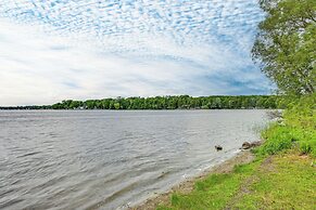 Walk to Coldwater Lake: Peaceful Weidman Retreat