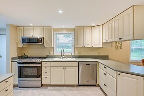 Walk to Coldwater Lake: Peaceful Weidman Retreat