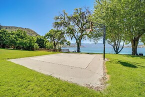 Chelan Home: Views, Pool, Hot Tub, & Beach Access