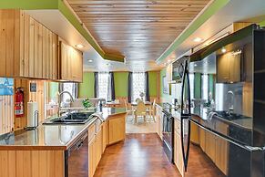 Pet-friendly Boonville Apt w/ Deck on Main Street!