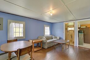 Honesdale Cabin on 110-acre Farm: Pets Welcome!