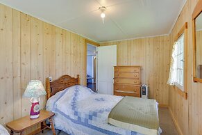 Honesdale Cabin on 110-acre Farm: Pets Welcome!