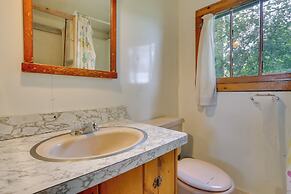 Honesdale Cabin: 110 Shared Acres, Animal Rescue!