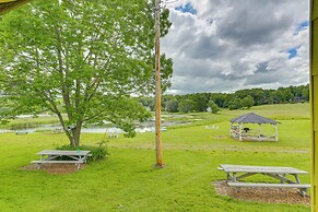 Historic Honesdale Cabin on Farm & Animal Rescue!