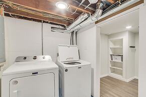 Spacious Detroit Lakes Home w/ Private Deck!