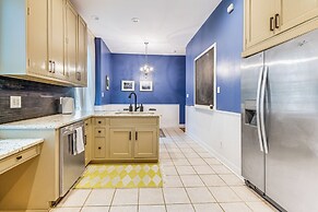 Renovated Richmond Townhome in Church Hill!
