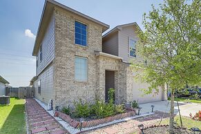 Welcoming Home ~ 16 Mi to Downtown Houston!