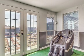 Welcoming Home ~ 16 Mi to Downtown Houston!