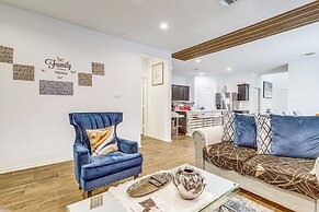 Welcoming Home ~ 16 Mi to Downtown Houston!