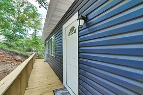 Grill, Boat Slip, & Game Room: Calm Cove Apt!