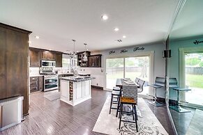 'peace & Tranquility' Home, 2 Mi to Downtown Tulsa