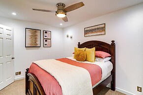 'peace & Tranquility' Home, 2 Mi to Downtown Tulsa