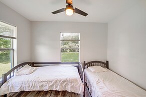 Remodeled Tulsa House w/ Yard ~ 4 Mi to Downtown!