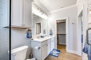 1 Mi to Beach Access: Coastal Port Aransas Home