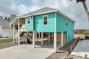 1 Mi to Beach Access: Coastal Port Aransas Home
