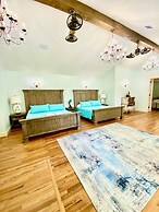 Coast Oaks Cottage 7 1 Bedroom Cottage by RedAwning