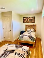 Coast Oaks Cottage 8 2 Bedroom Cottage by RedAwning