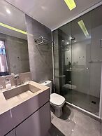 Atlantis Praia Suite 201